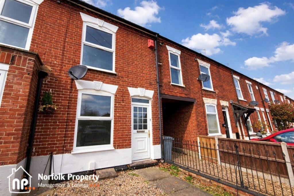 3 bed Mid Terraced House for rent in Spixworth. From Norfolk Property Management - Norwich