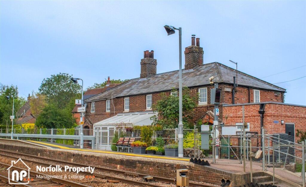 2 bed Mid Terraced House for rent in Spooner Row. From Norfolk Property Management - Norwich 2 bed Mid Terraced House for rent in Spooner Row. From Norfolk Property Management - Norwich