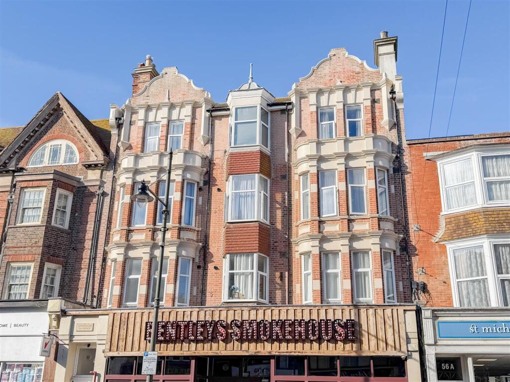 2 bed 1st Floor Flat for rent in Bexhill. From Oakfield - Bexhill-on-Sea 2 bed 1st Floor Flat for rent in Bexhill. From Oakfield - Bexhill-on-Sea