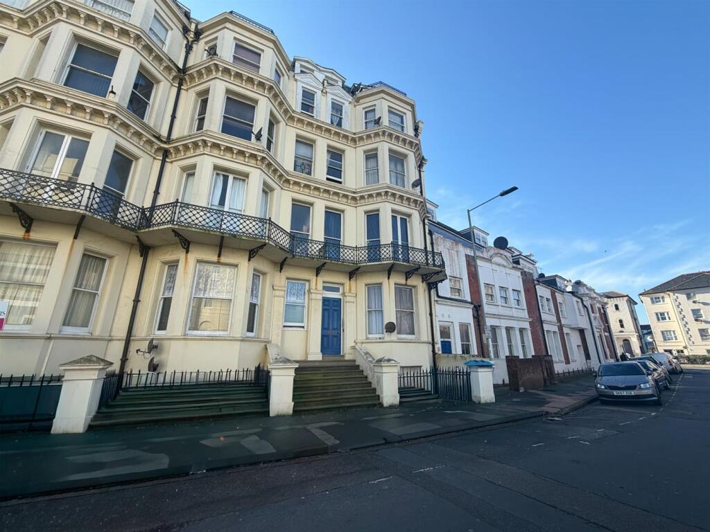 2 bed House (unspecified) for rent in Eastbourne. From Oakfield - Eastbourne
