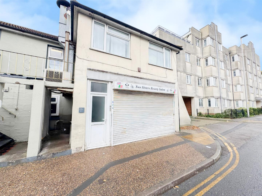 3 bed Annexe for rent in Eastbourne. From Oakfield - Eastbourne