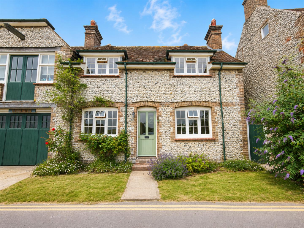 3 bed End of Terrace for rent in East Dean. From Oakfield - Eastbourne 3 bed End of Terrace for rent in East Dean. From Oakfield - Eastbourne