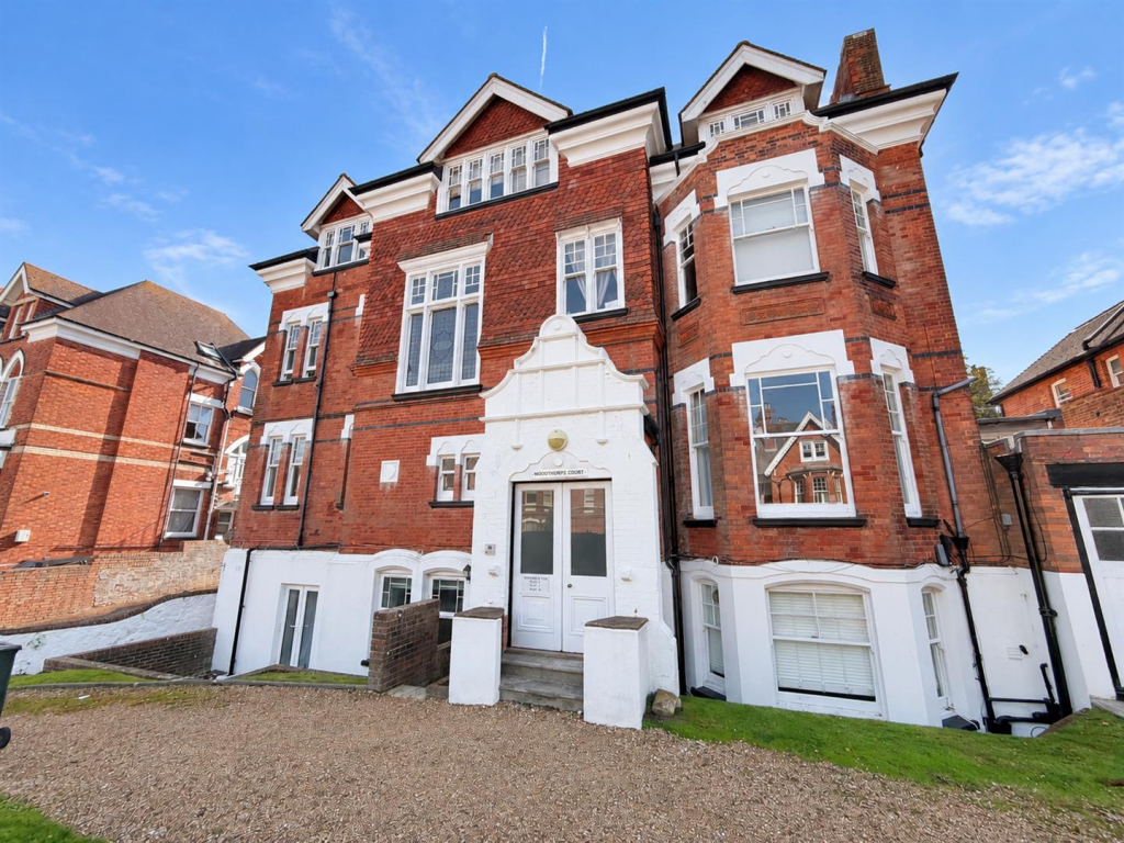2 bed 1st Floor Flat for rent in Friston. From Oakfield - Eastbourne 2 bed 1st Floor Flat for rent in Friston. From Oakfield - Eastbourne