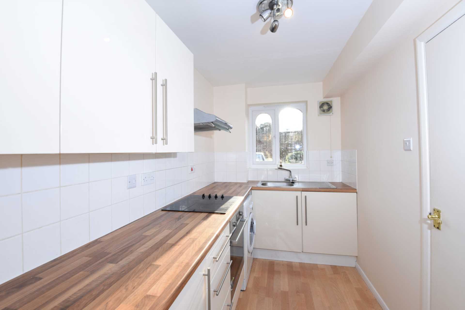 1 bed 1st Floor Flat for rent in London. From Option Homes Ltd