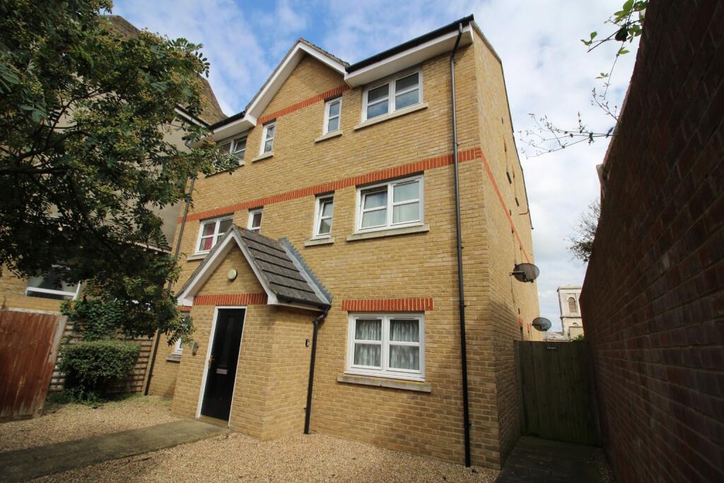 1 bed 1st Floor Flat for rent in Chatham. From Orange - Gravesend 1 bed 1st Floor Flat for rent in Chatham. From Orange - Gravesend