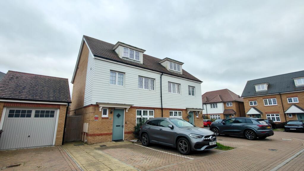 4 bed Semi Detached for rent in . From Orange - Gravesend