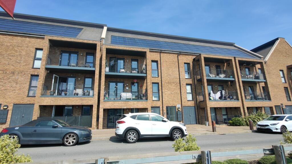 2 bed Apartment for rent in Rochester. From Orange - Gravesend