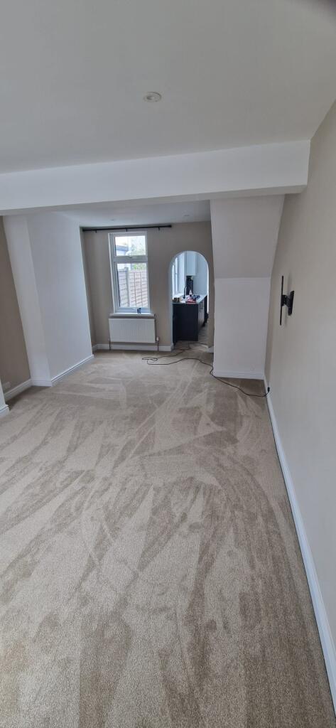 2 bed Mid Terraced House for rent in Northfleet. From Orange - Gravesend