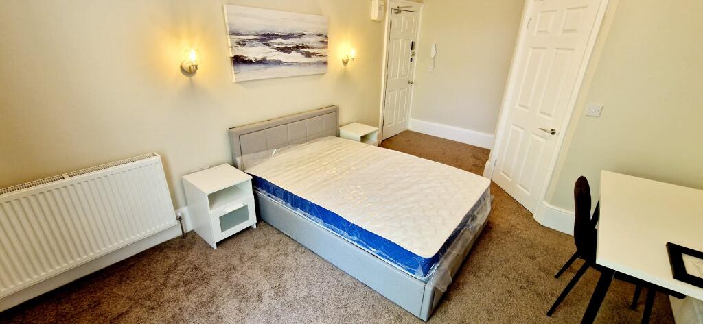 4 bed Studio for rent in Gravesend. From Orange - Gravesend