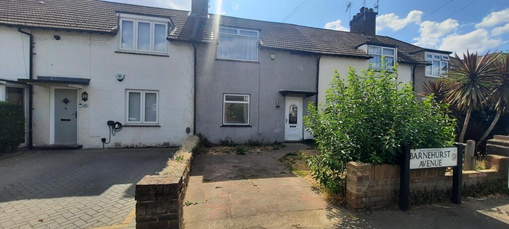 4 bed Studio for rent in Erith. From Orange - Gravesend