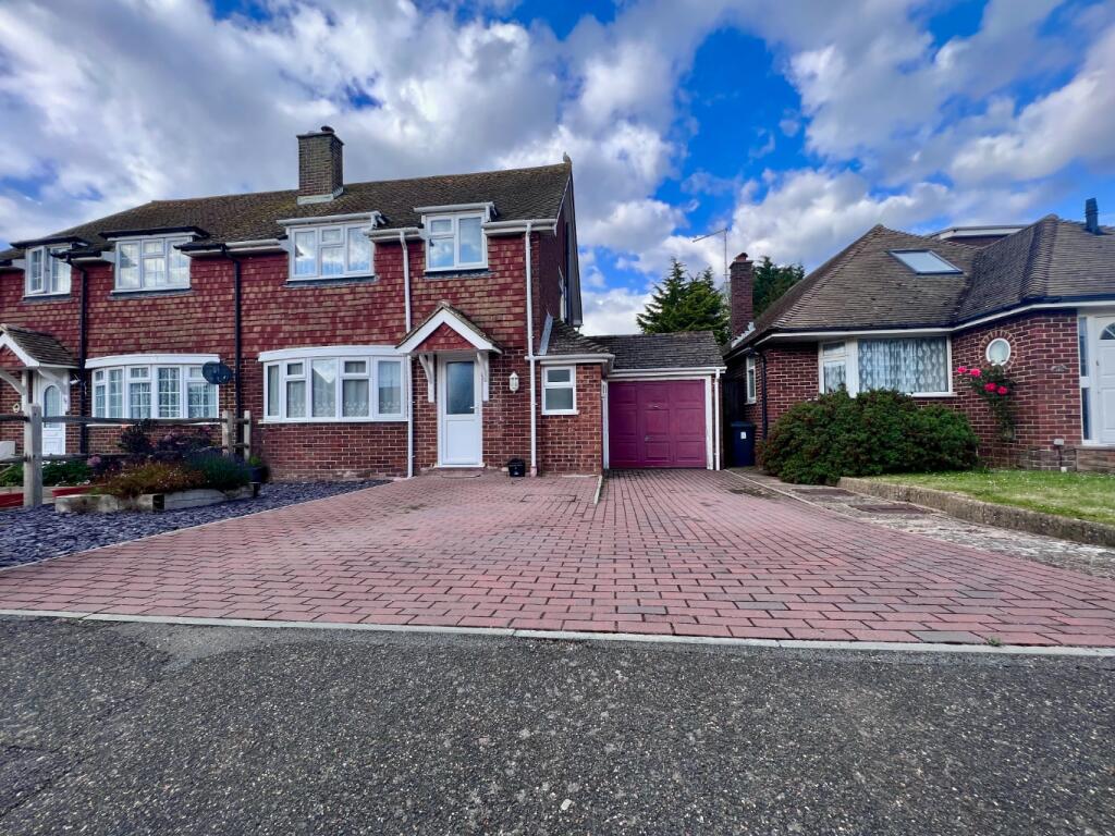 3 bed Semi Detached for rent in Polegate. From Orange - Gravesend 3 bed Semi Detached for rent in Polegate. From Orange - Gravesend