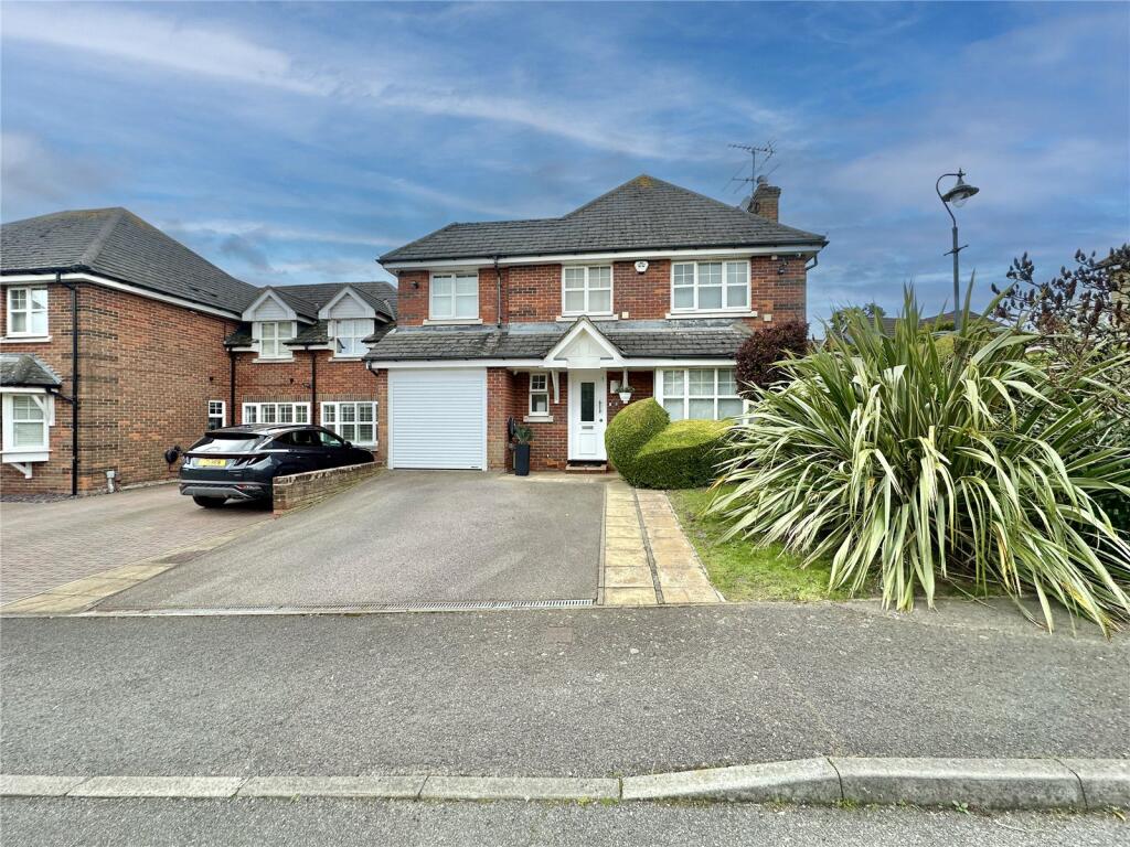 5 bed Detached for rent in Shenley. From Lumley Estates - Radlett
