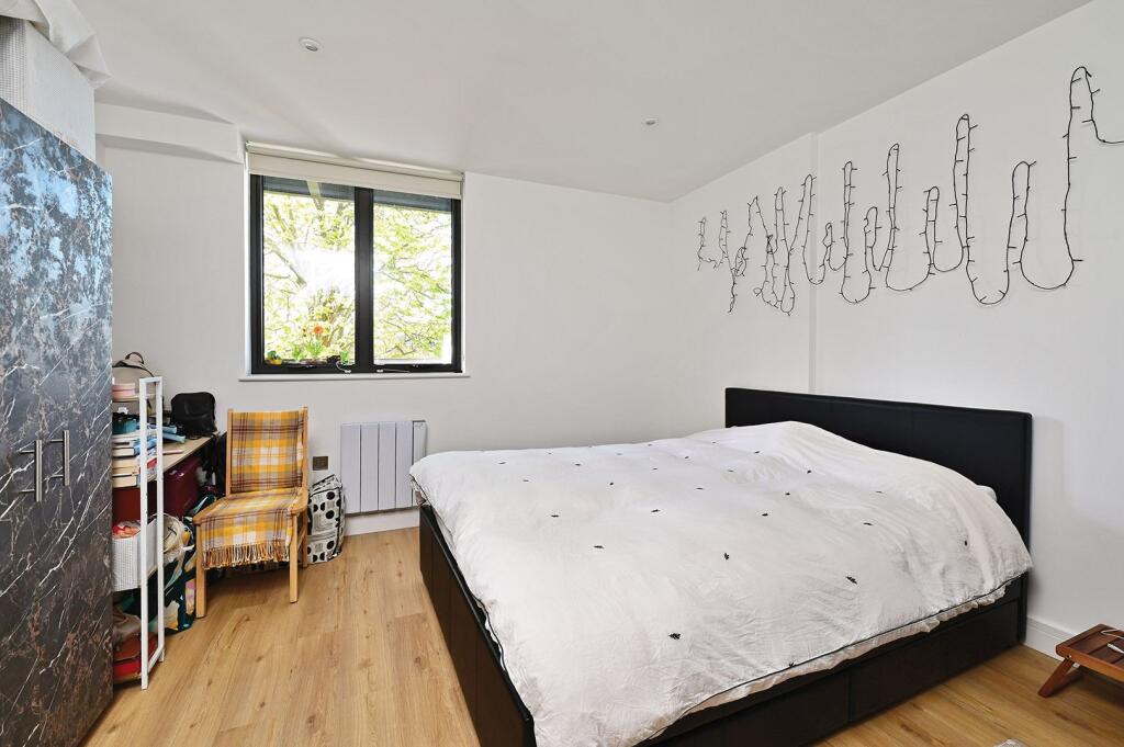 1 bed Apartment for rent in Farnborough. From Osbornes - Farnborough
