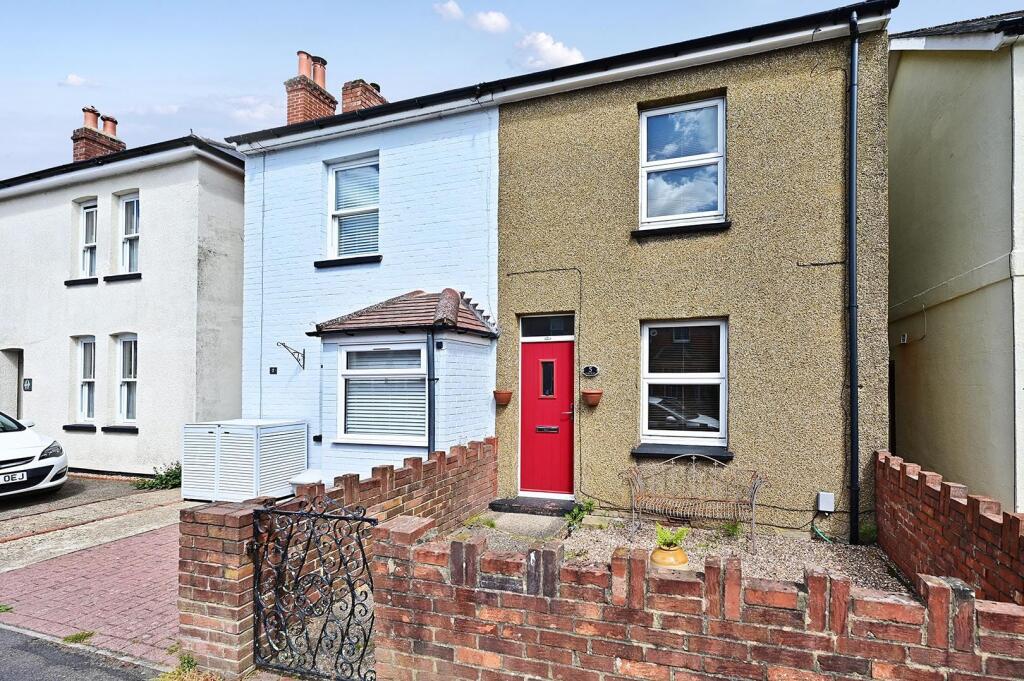 2 bed Detached for rent in Farnborough. From Osbornes - Farnborough