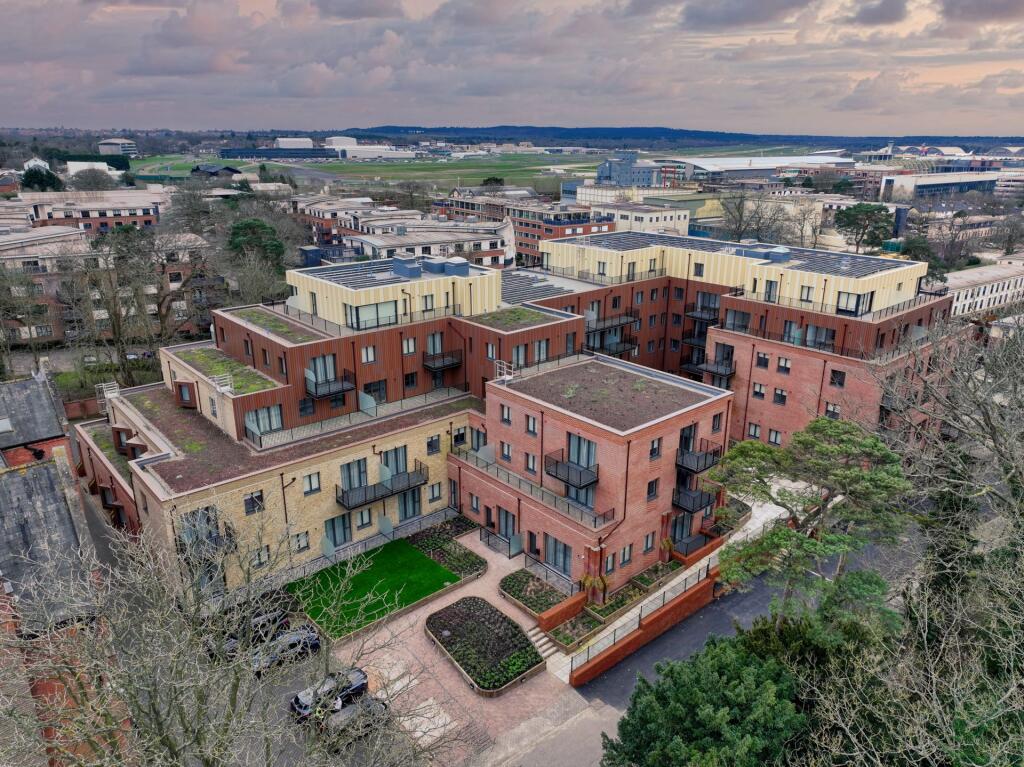 2 bed Apartment for rent in Farnborough. From Osbornes - Farnborough 2 bed Apartment for rent in Farnborough. From Osbornes - Farnborough