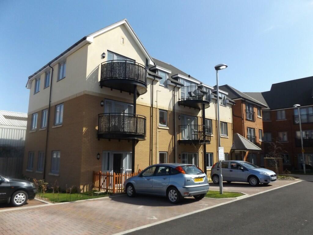 2 bed 1st Floor Flat for rent in Charlton. From Osbornes - Farnborough