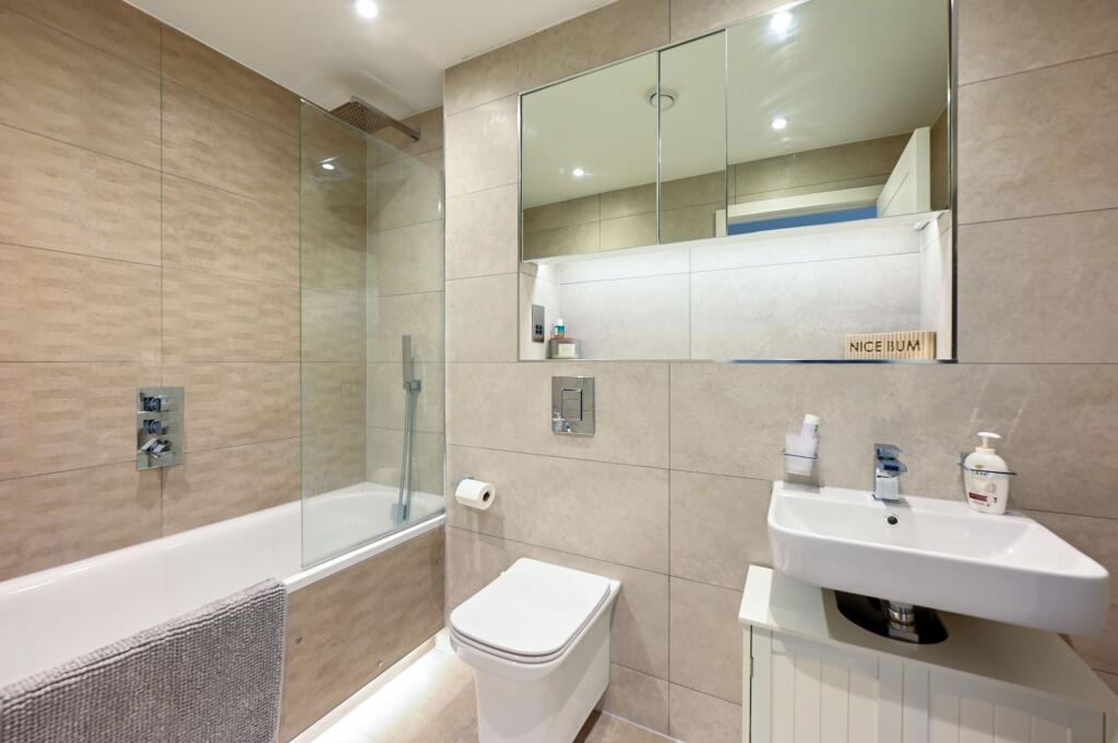 1 bed Apartment for rent in Farnborough. From Osbornes - Farnborough 1 bed Apartment for rent in Farnborough. From Osbornes - Farnborough