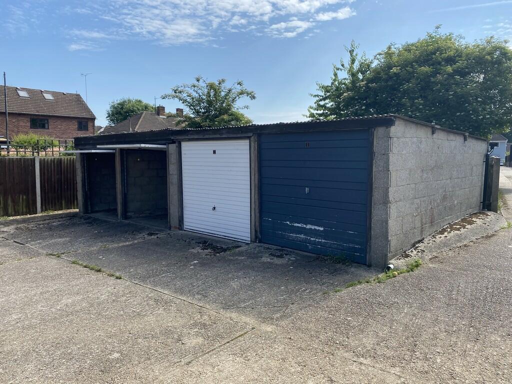 0 bed Garages for rent in Colchester. From 3 Point Property Management Ltd - Mendlesham