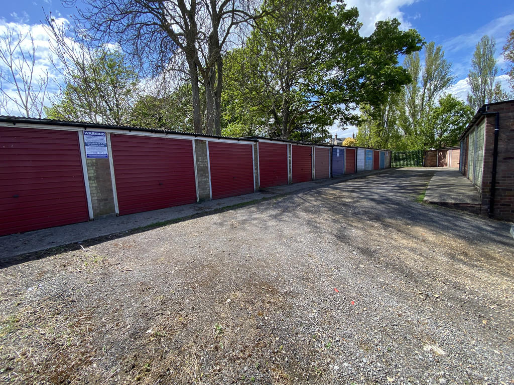 0 bed Garages for rent in Colchester. From 3 Point Property Management Ltd - Mendlesham