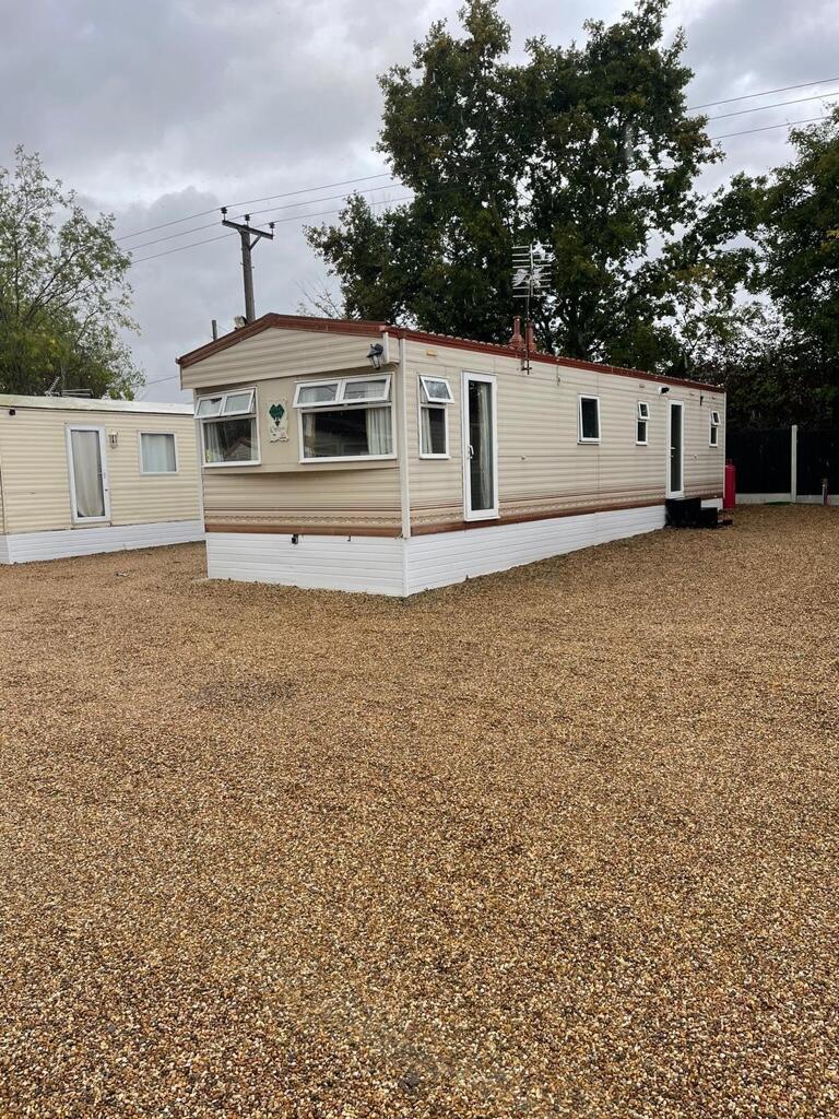 2 bed Caravan for rent in Brockford Street. From 3 Point Property Management Ltd - Mendlesham