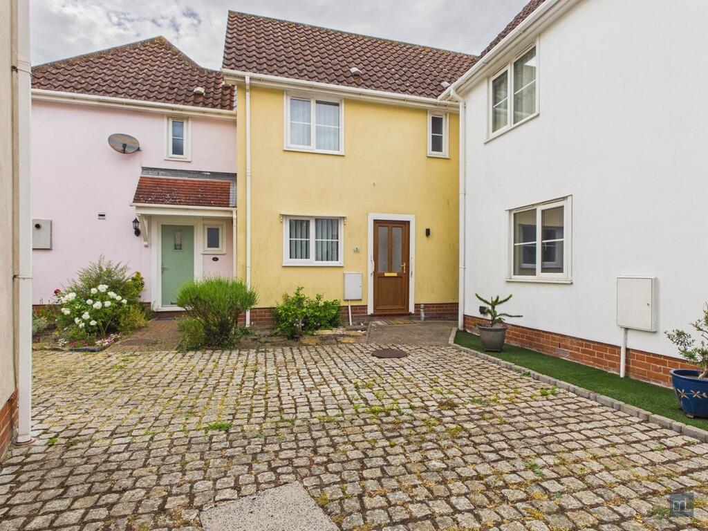 2 bed Semi Detached for rent in Stowmarket. From 3 Point Property Management Ltd - Mendlesham