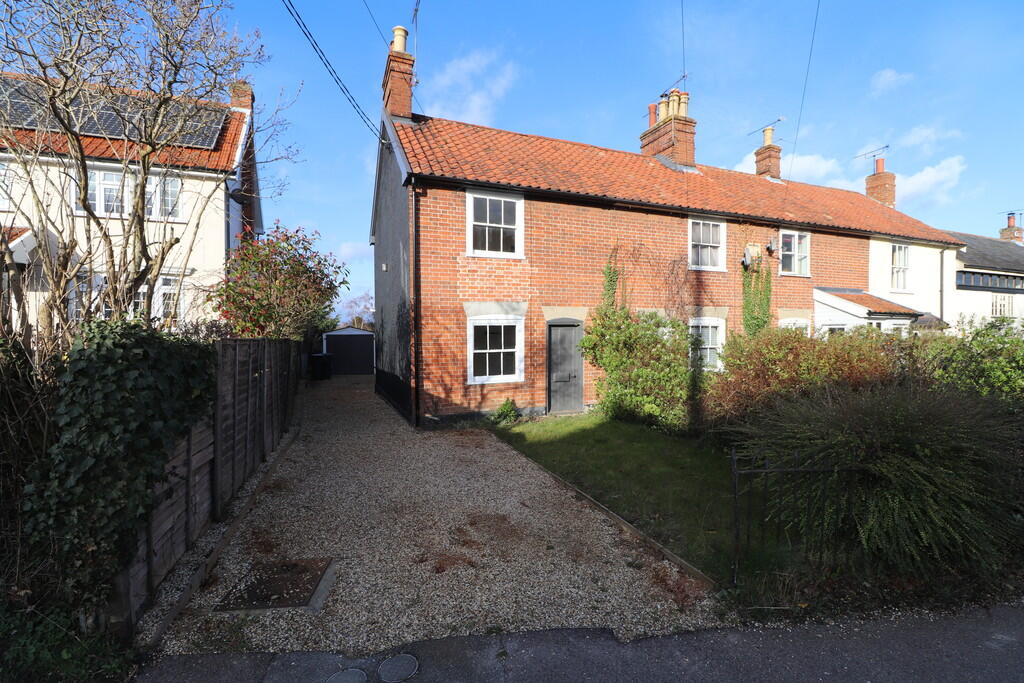 3 bed End of Terrace for rent in Debenham. From 3 Point Property Management Ltd - Mendlesham 3 bed End of Terrace for rent in Debenham. From 3 Point Property Management Ltd - Mendlesham