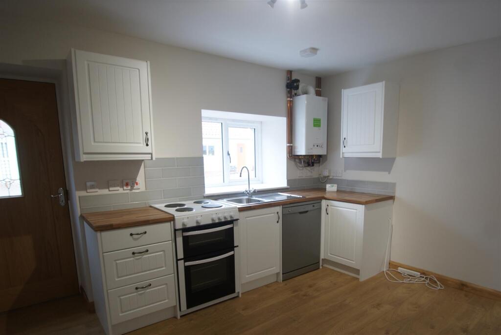 4 bed Cottage for rent in Needham Market. From 3 Point Property Management Ltd - Mendlesham