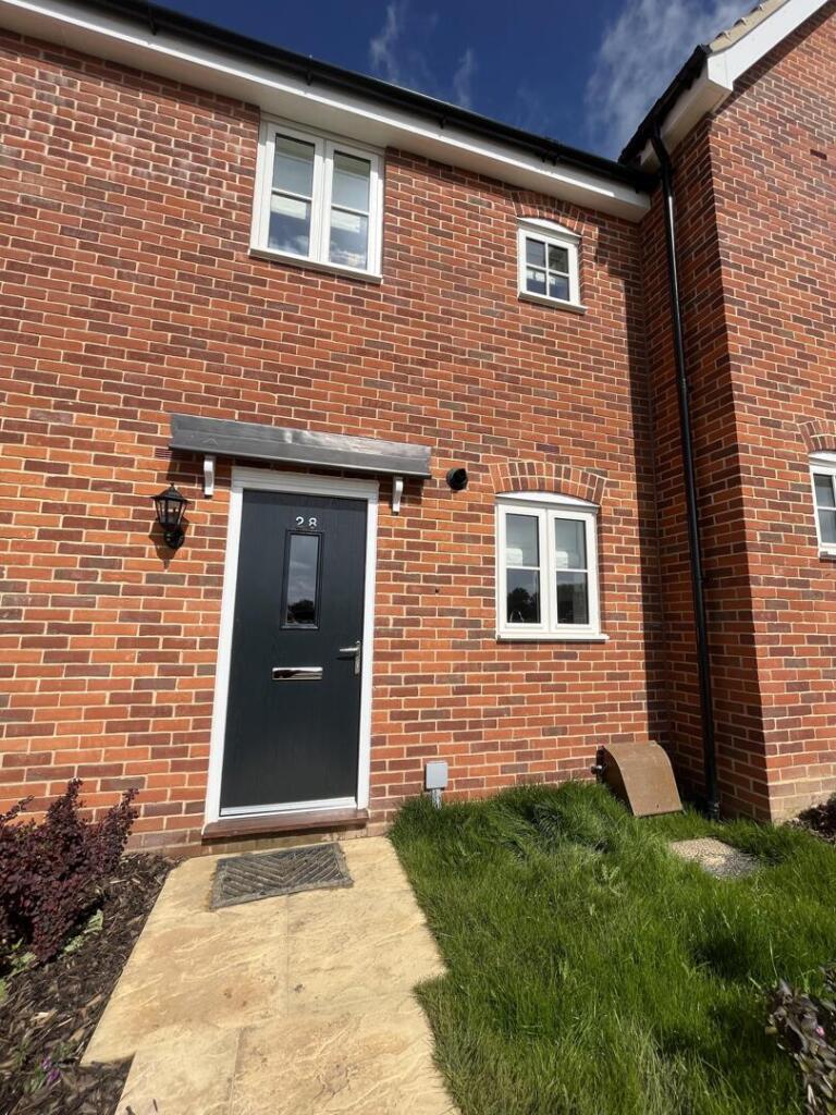 1 bed Mid Terraced House for rent in Onehouse. From 3 Point Property Management Ltd - Mendlesham
