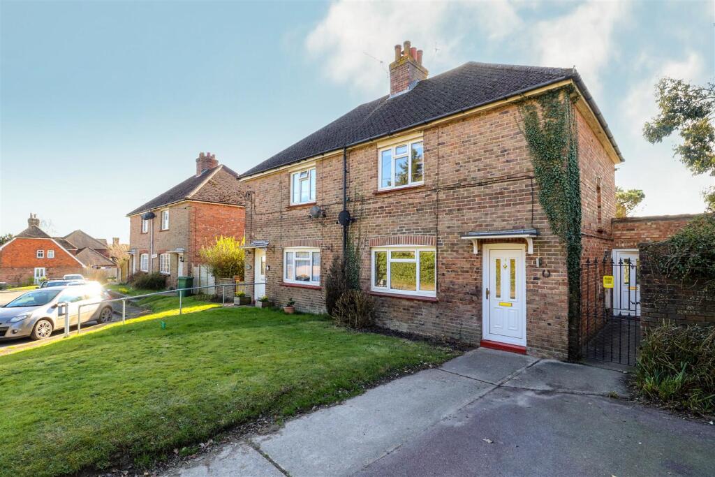 3 bed Semi Detached for rent in Sedlescombe. From Park Lane Group - St. Leonards-On-Sea 3 bed Semi Detached for rent in Sedlescombe. From Park Lane Group - St. Leonards-On-Sea