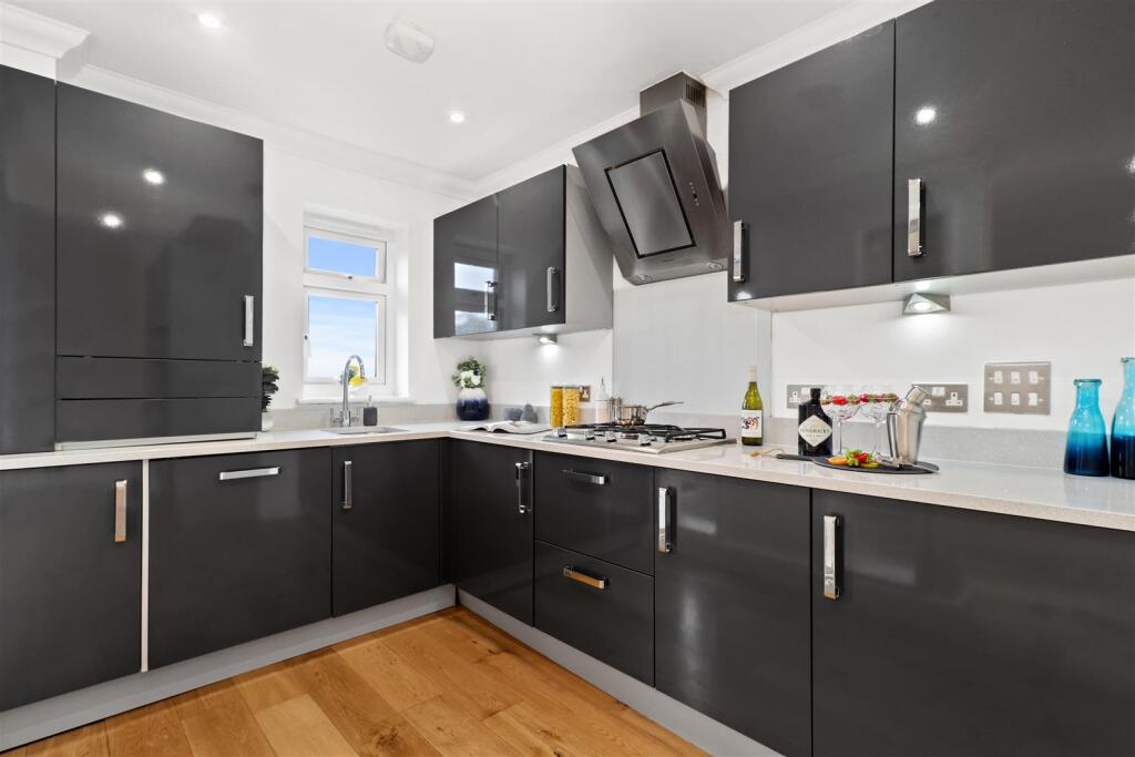 2 bed Apartment for rent in Hastings. From Park Lane Group - St. Leonards-On-Sea