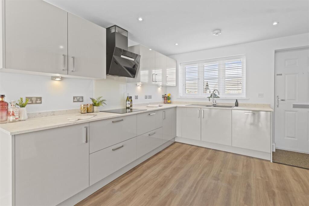 2 bed End of Terrace for rent in Westfield. From Park Lane Group - St. Leonards-On-Sea 2 bed End of Terrace for rent in Westfield. From Park Lane Group - St. Leonards-On-Sea
