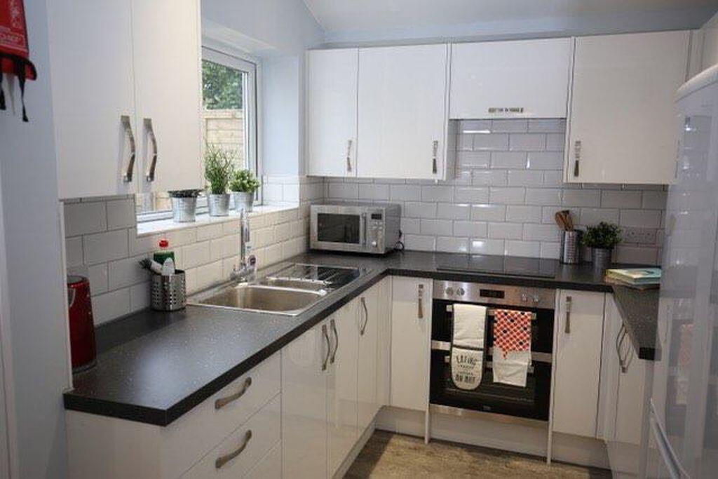 6 bed Semi Detached for rent in East Hagbourne. From Parkway Lettings Ltd - Didcot 6 bed Semi Detached for rent in East Hagbourne. From Parkway Lettings Ltd - Didcot
