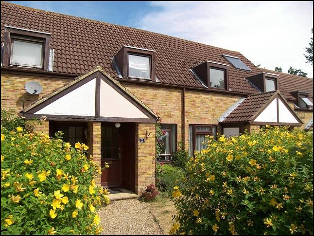 1 bed Detached for rent in Little Bookham. From Patrick Gardner - Great Bookham