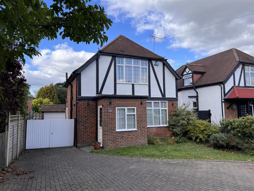 3 bed Detached for rent in Little Bookham. From Patrick Gardner - Great Bookham