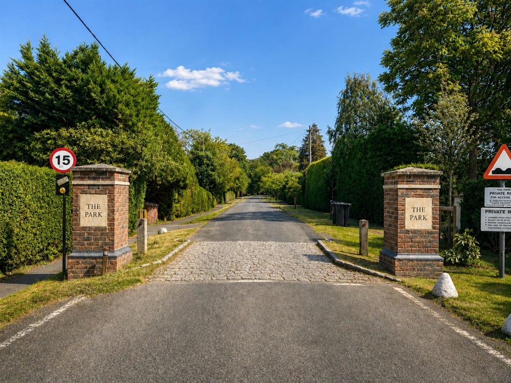 5 bed Detached for rent in Little Bookham. From Patrick Gardner - Great Bookham 5 bed Detached for rent in Little Bookham. From Patrick Gardner - Great Bookham