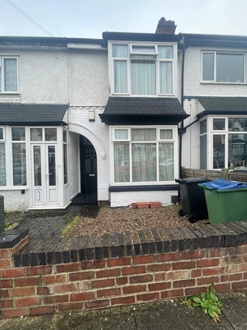 3 bed Mid Terraced House for rent in Smethwick. From Paul Estates - Smethwick