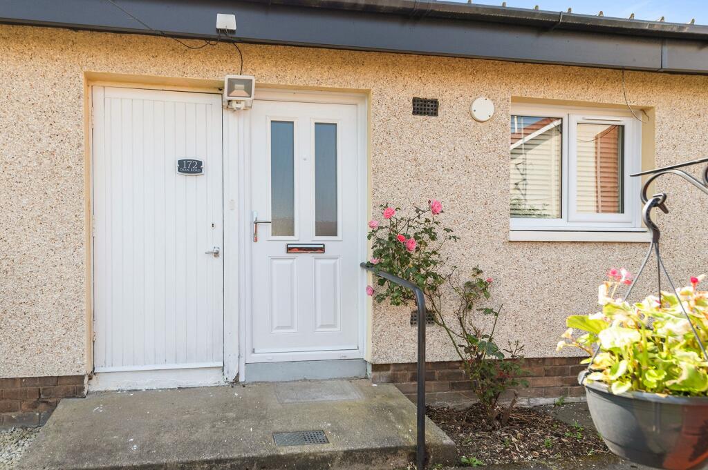 3 bed Terraced bungalow for rent in Bo'ness. From Paul Rolfe Sales and Lettings - Linlithgow