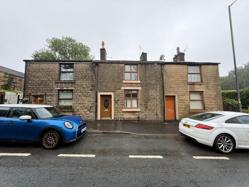 2 bed Cottage for rent in Chapeltown. From Pearson Ferrier - Bury