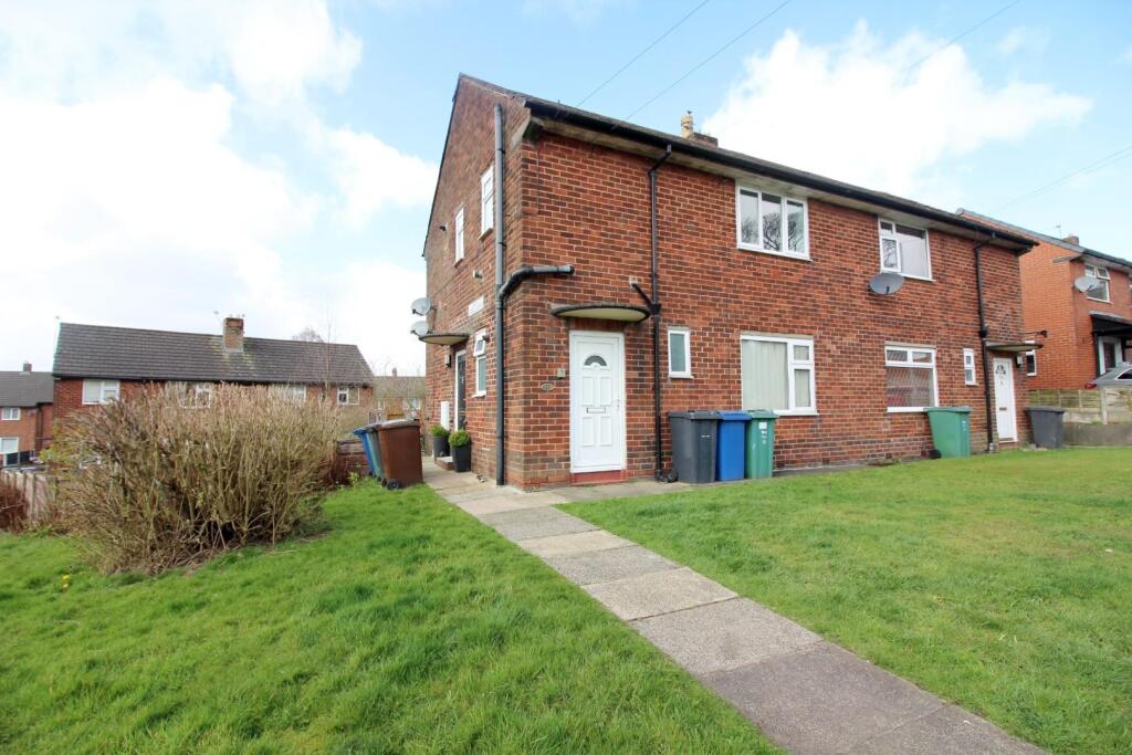 1 bed 1st Floor Flat for rent in Bury. From Pearson Ferrier - Bury