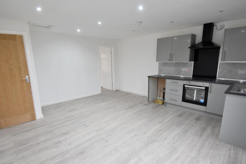 1 bed 1st Floor Flat for rent in Bury. From Pearson Ferrier - Bury