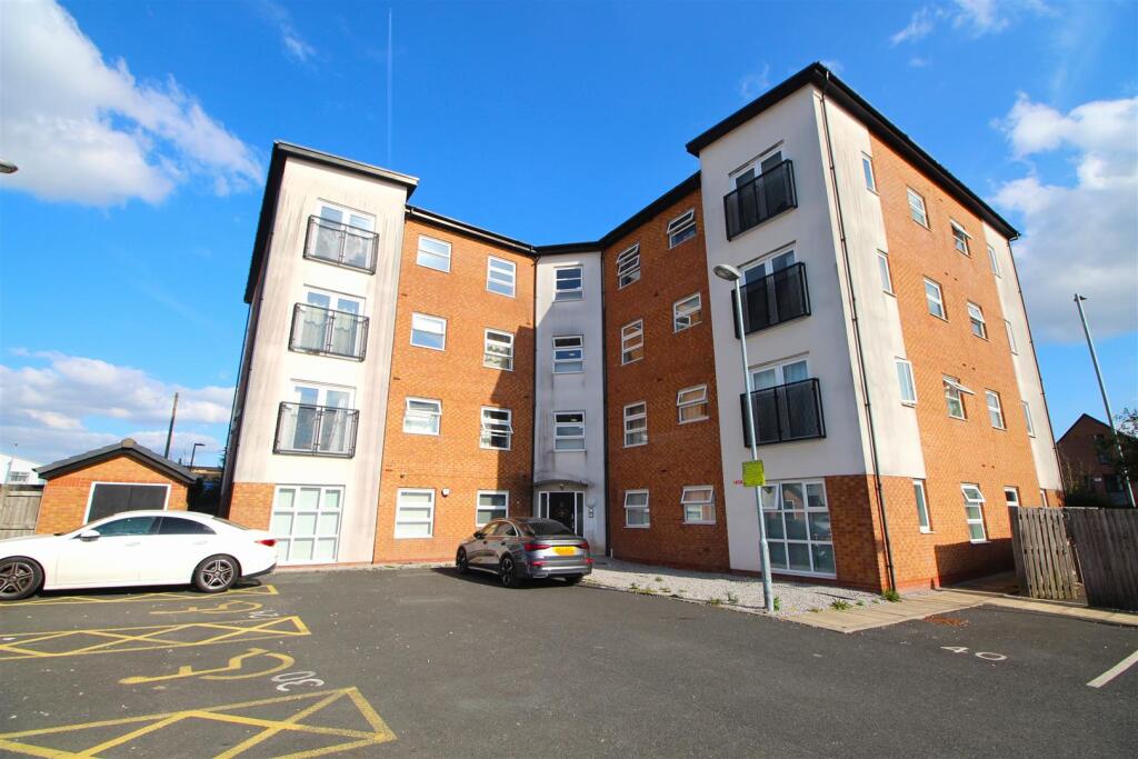 2 bed 1st Floor Flat for rent in Manchester. From Pearson Ferrier - Cheetham Hill 2 bed 1st Floor Flat for rent in Manchester. From Pearson Ferrier - Cheetham Hill