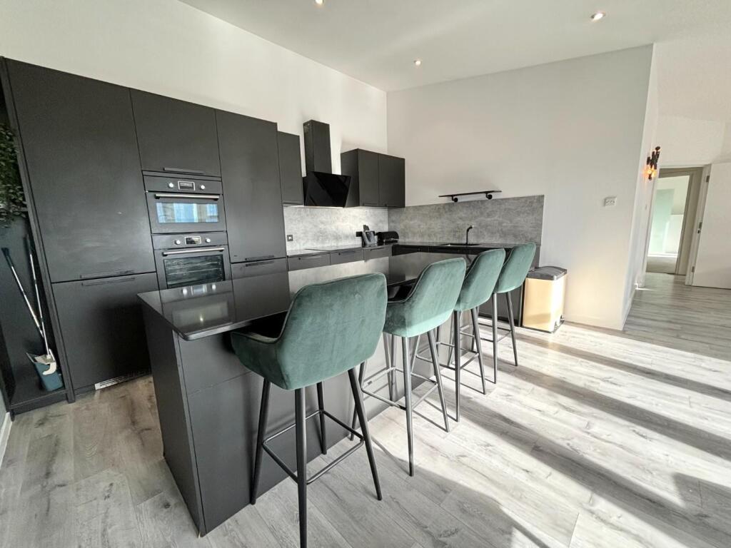 2 bed 1st Floor Flat for rent in Manchester. From Pearson Ferrier - Radcliffe