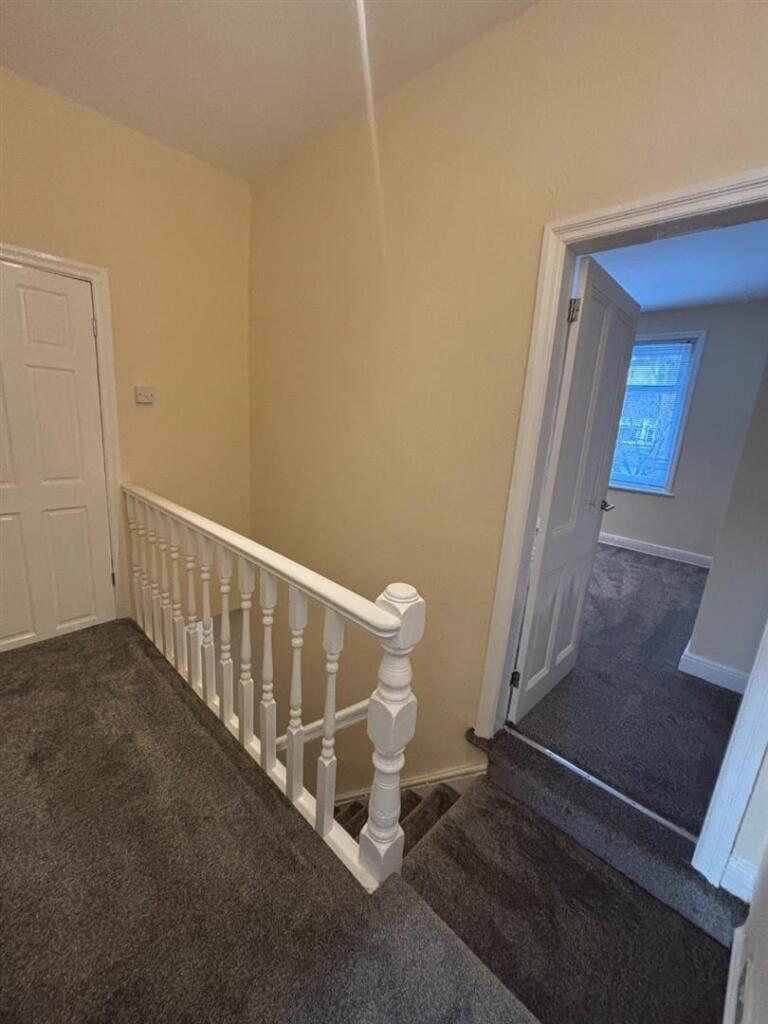 3 bed Mid Terraced House for rent in Simister. From Pearson Ferrier - Radcliffe 3 bed Mid Terraced House for rent in Simister. From Pearson Ferrier - Radcliffe