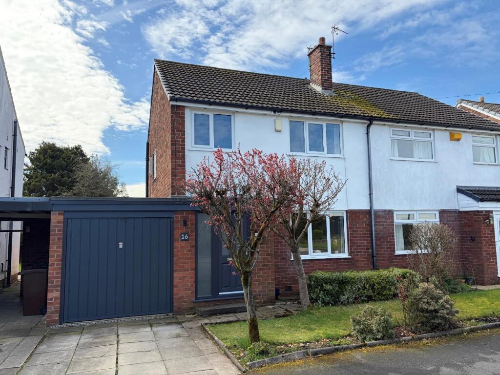 3 bed Semi Detached for rent in Bury. From Pearson Ferrier - Ramsbottom
