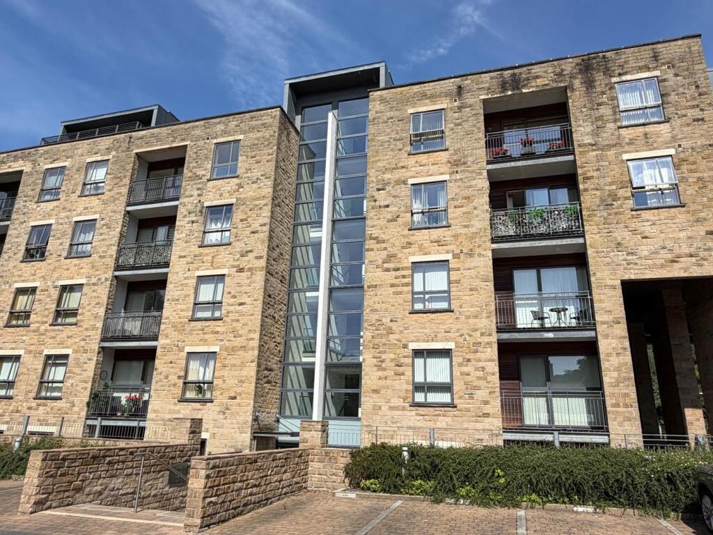 3 bed Penthouse for rent in Chapeltown. From Pearson Ferrier - Ramsbottom 3 bed Penthouse for rent in Chapeltown. From Pearson Ferrier - Ramsbottom