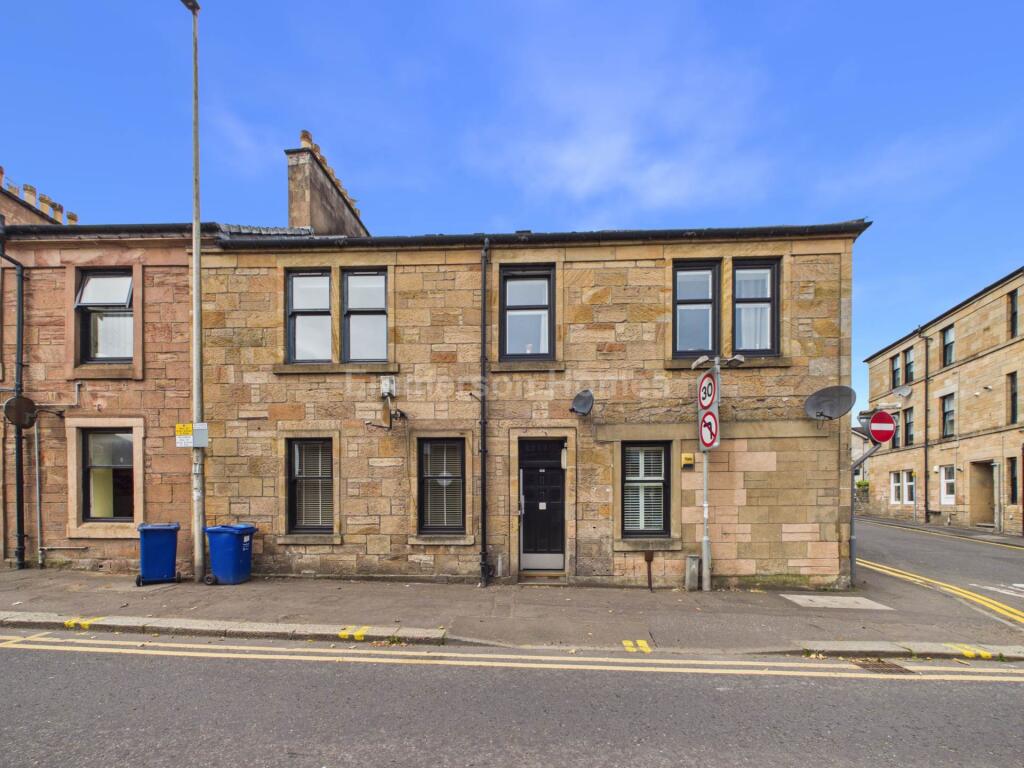1 bed 1st Floor Flat for rent in Paisley. From Penny Lane Homes - Johnstone