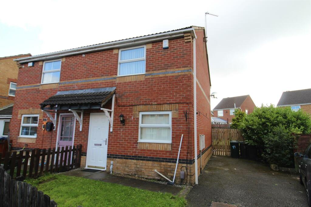 2 bed Semi-Detached House for rent in Shelf. From Peter David Properties Ltd  - Halifax