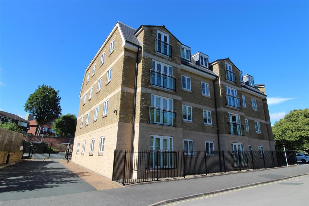 2 bed Apartment for rent in Halifax. From Peter David Properties - Halifax