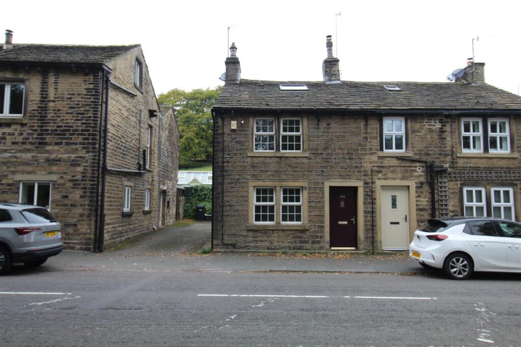 2 bed Mid Terraced House for rent in Sowerby Bridge. From Peter David Properties - Halifax 2 bed Mid Terraced House for rent in Sowerby Bridge. From Peter David Properties - Halifax