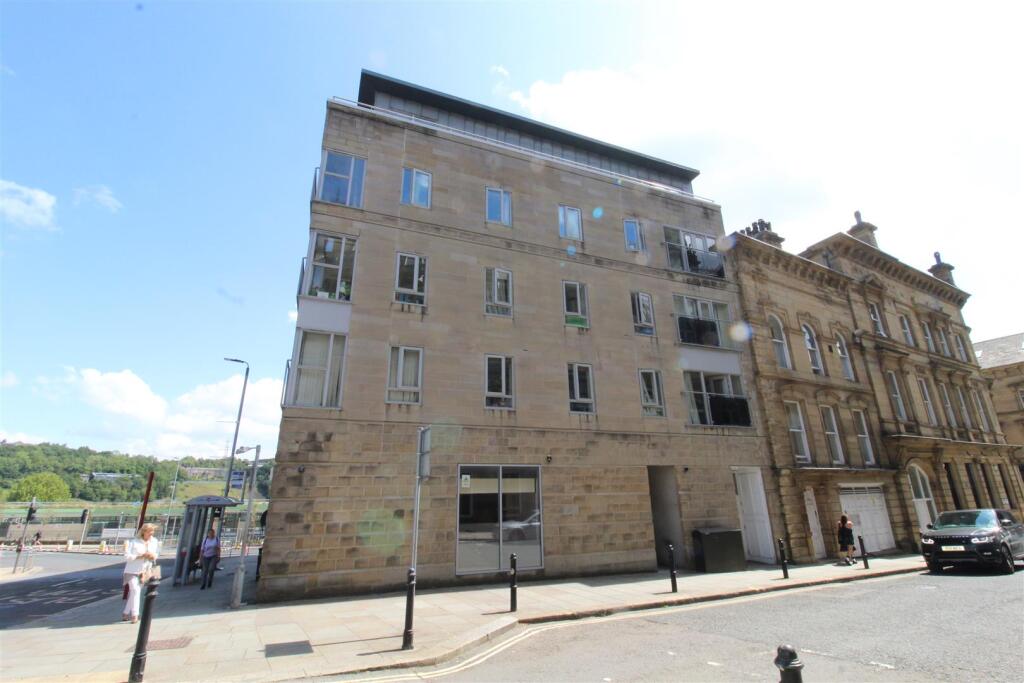 2 bed Apartment for rent in Halifax. From Peter David Properties - Halifax